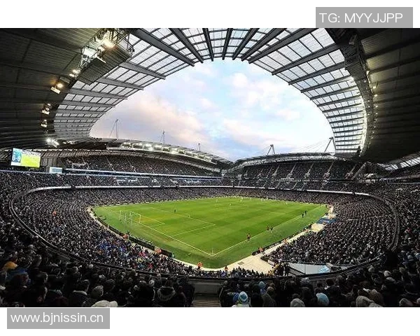 曼城足球俱乐部主场演变历程从海德路到缅因路再到伊蒂哈德的故事