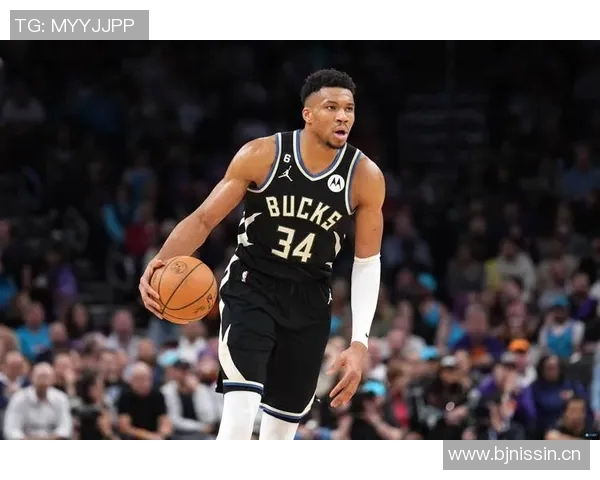 张佳玮分析雄鹿队实力字母哥连续八年称霸东部第一人