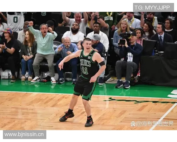 普理查德全能表现15投8中斩获18分4篮板6助攻助队取胜